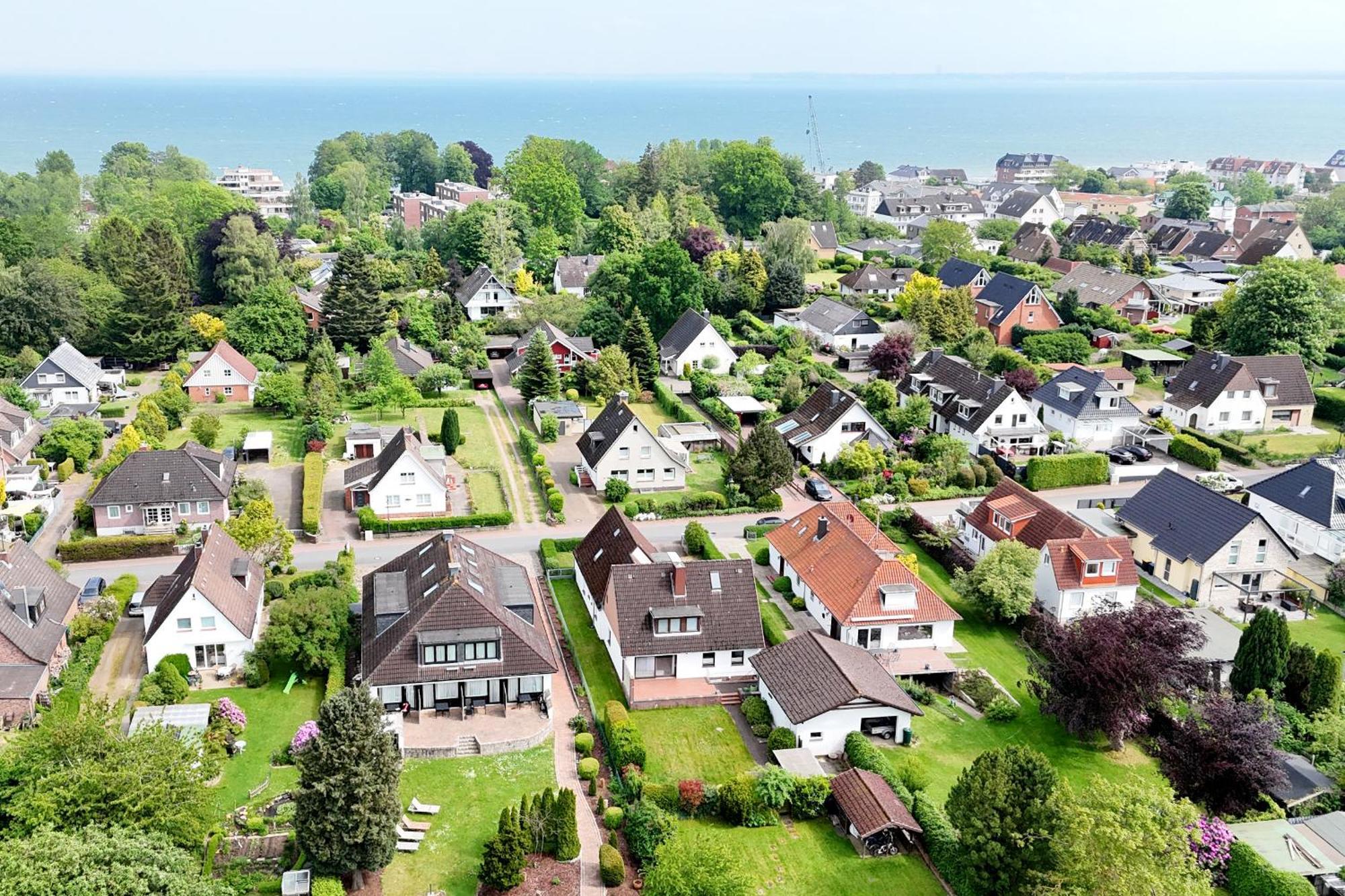 Gemuetliche & Moderne Ferienwohnung - Nur 7 Gehminuten Vom Strand Entfernt, Inklusive Parkplatz Und Gartenzugang Scharbeutz Ngoại thất bức ảnh